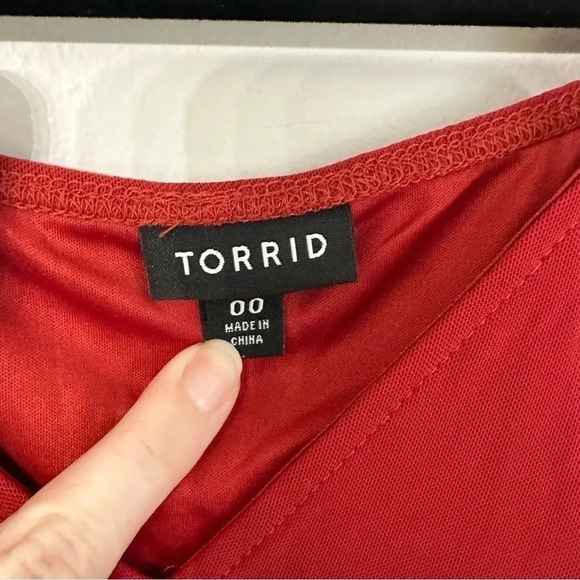 Torrid Stretch Mesh V-Neck Smocked Waist Babydoll Top Red Size 00, M, 10 GUC - Picture 4 of 9